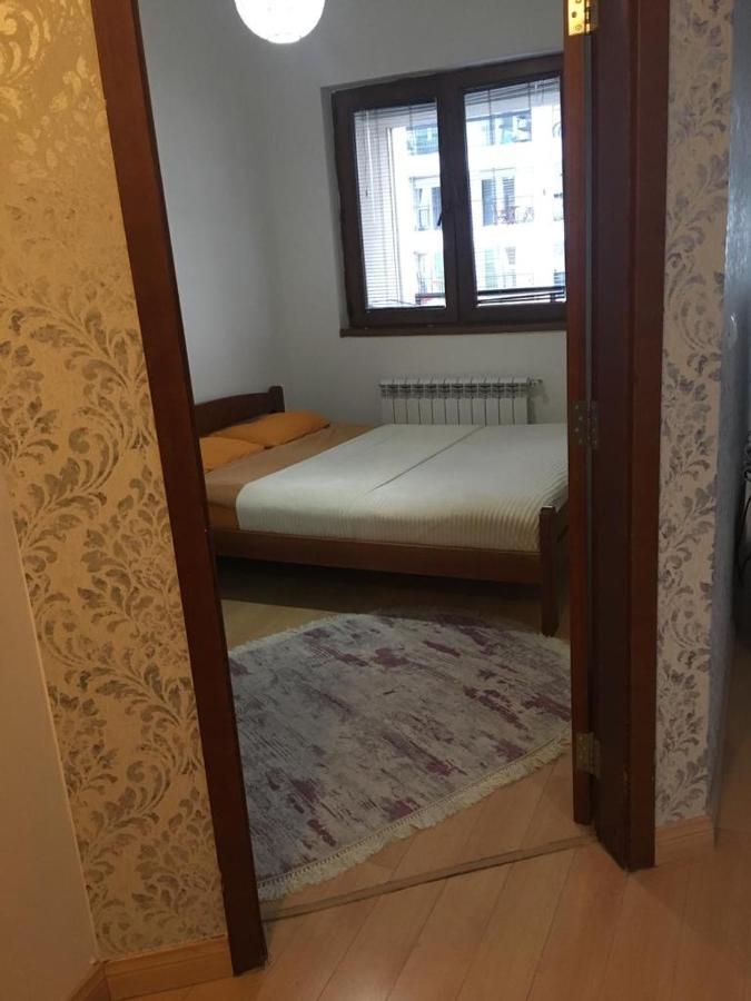 Two Rooms And Kitchen, Bathroom With Balcony Apartment Skopje Ngoại thất bức ảnh